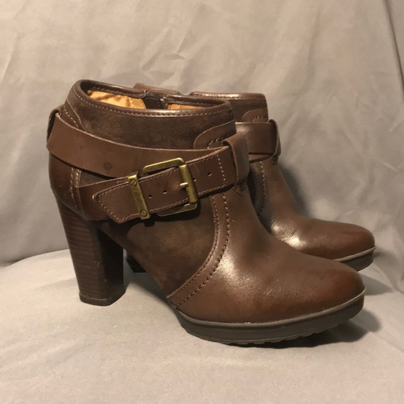 ‼️Last chance! Being donated! Clarks Lida Dallas Brown Leather Booties - Picture 2 of 10
